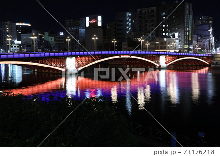 水辺のにぎわい創出する隅田川橋梁のライトアップ 『吾妻橋』 水辺のにぎわい創出する隅田川橋梁のライトアップ 『吾妻橋』 73176218