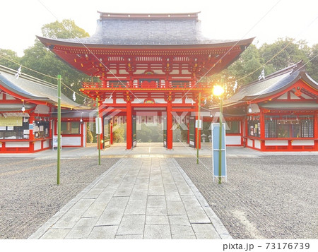 近江神宮楼門 73176739