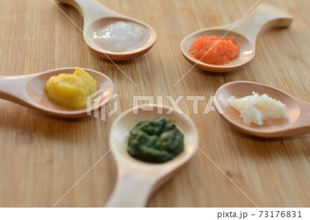 離乳食　 73176831