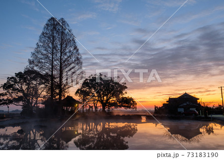 縫ノ池（夜明け） 73183190