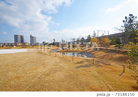 大分市の国指定史跡復元整備された大友氏館跡庭園 73186150