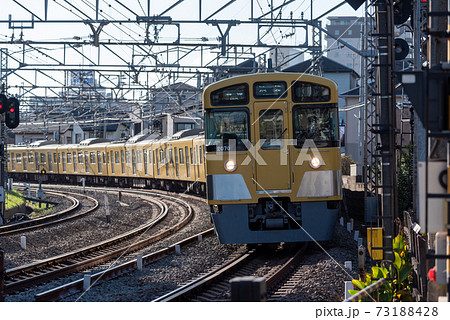 西武鉄道2000系(編成写真) 西武鉄道2000系(編成写真) 73188428
