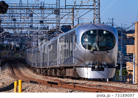 西武鉄道001系ラビュー（編成写真） 73189097