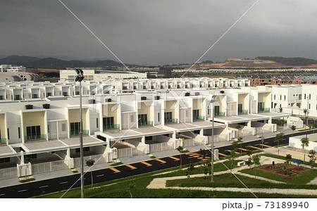 SEREMBAN, MALAYSIA -JULY 08, 2017: Double story luxury terrace house in Malaysia SEREMBAN, MALAYSIA -JULY 08, 2017: Double story luxury terrace house in Malaysia 73189940