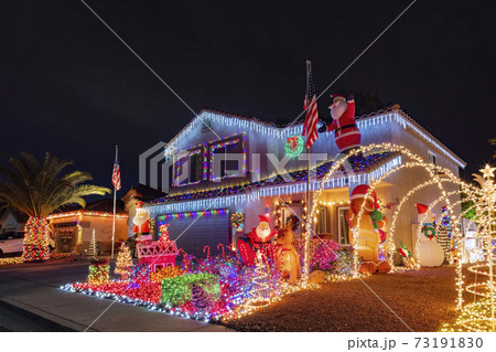 Christmas decoration of residence 73191830