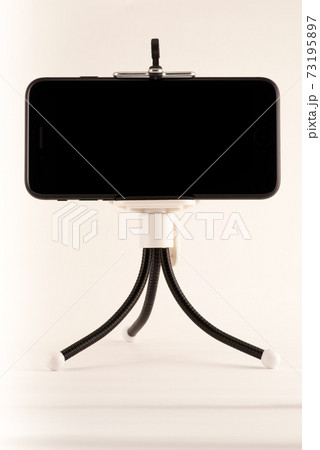 スマートフォン用のスタンド 73195897