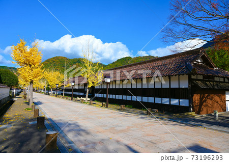 津和野 殿町通り 藩校養老館 紅葉 津和野 殿町通り 藩校養老館 紅葉 73196293