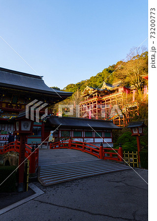 夜明けの祐徳稲荷神社（正月） 73200773