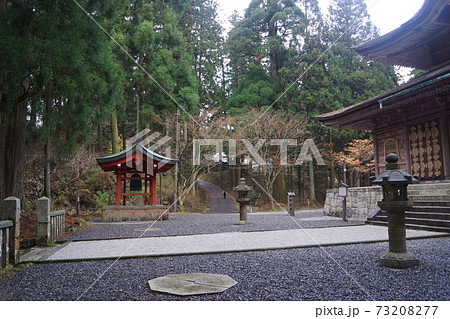 比叡山延暦寺 戒壇院 比叡山延暦寺 戒壇院 73208277