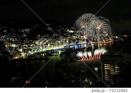 熱海城から見る熱海海上花火大会 73212892