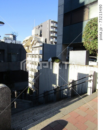 猿楽町女坂 73213490