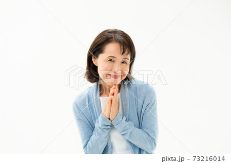 シニア女性　お願い 73216014