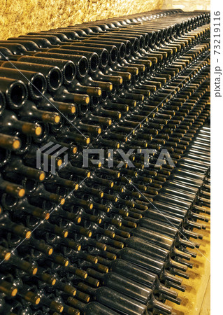 bottles of wine in old cellar in center of Eger, Northern Hungary bottles of wine in old cellar in center of Eger, Northern Hungary 73219116