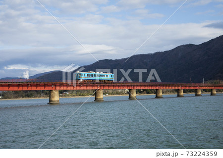 京都丹後鉄道由良川橋梁冬 73224359