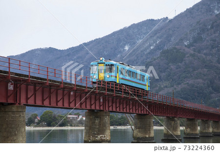京都丹後鉄道由良川橋梁冬下り 73224360