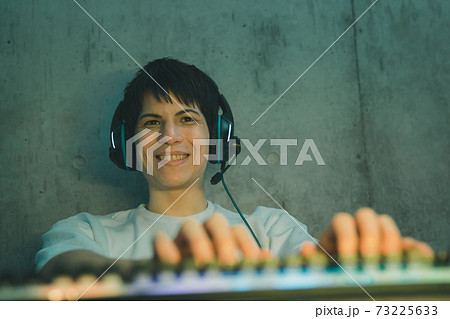 オンラインゲーム  73225633