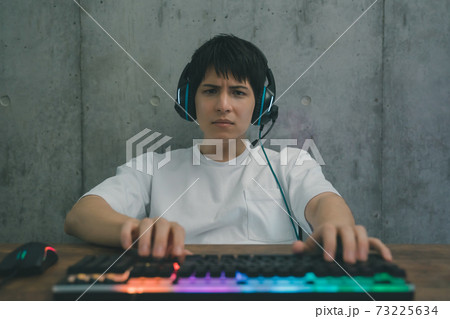 オンラインゲーム  73225634