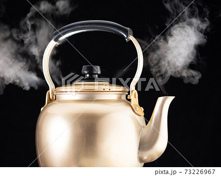 やかん　湯気 73226967