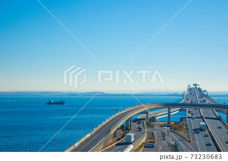 千葉県 海ほたると東京湾アクアラインの風景の写真素材