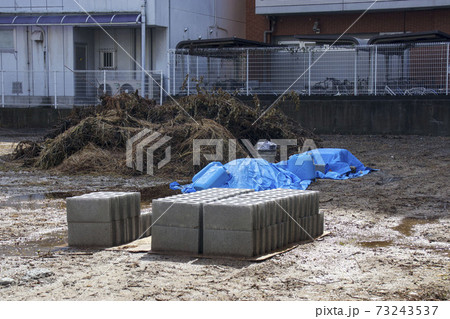 工事のを始める空き地 73243537