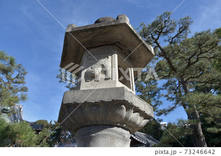 御香宮神社 石灯篭 御香宮神社 石灯篭 73246642