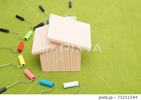 住宅の外壁塗装　色選び方　イメージ 73251584