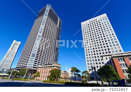 横浜　馬車道駅付近の風景 73253937