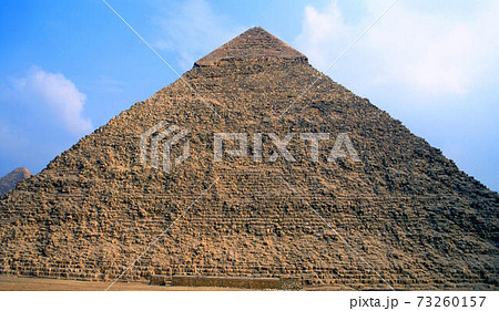 ギザのピラミッド 73260157