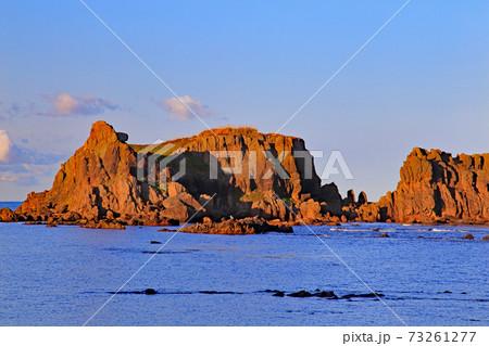 早朝の深浦海岸 早朝の深浦海岸 73261277