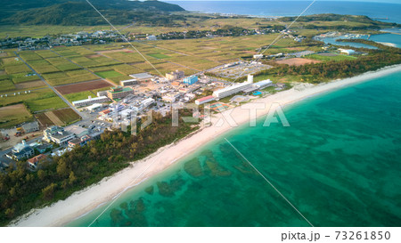 久米島イーフビーチ上空撮影 73261850