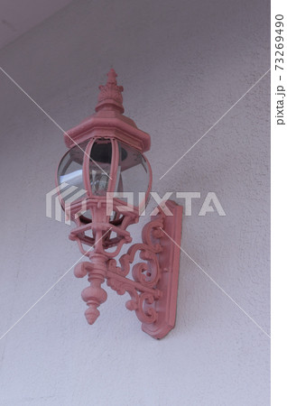 洋館のランプ、奈良県生駒市 73269490