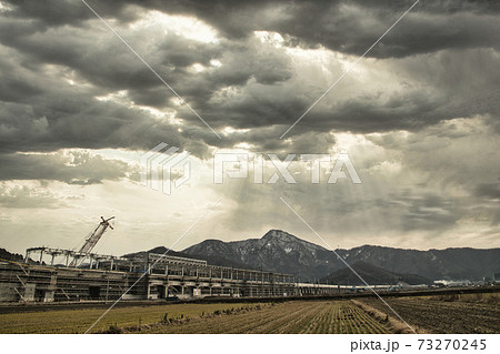 建設中の北陸新幹線南越駅 73270245