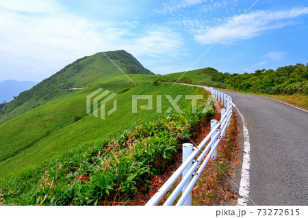 四国・瓶ヶ森・まさに天空のドライブウェイ、一度は走りたいUFOライン・高知県・愛媛県(5) 四国・瓶ヶ森・まさに天空のドライブウェイ、一度は走りたいUFOライン・高知県・愛媛県(5) 73272615