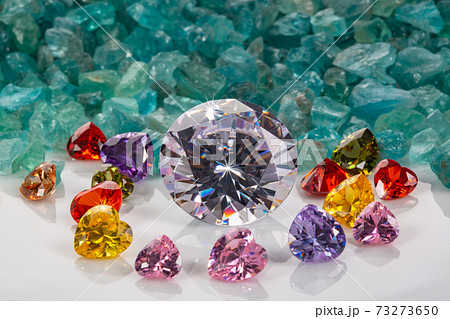 The diamonds are placed in an enclave of heart shaped diamonds. The diamonds are placed in an enclave of heart shaped diamonds. 73273650