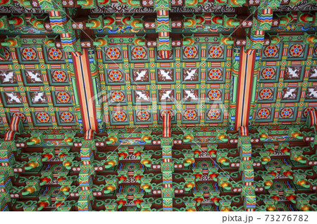 木 冬 建築 73276782