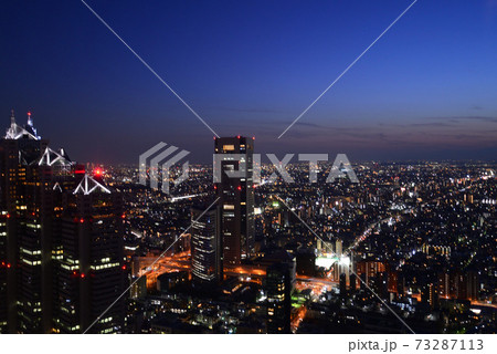 東京都庁北展望室からの夜景 73287113