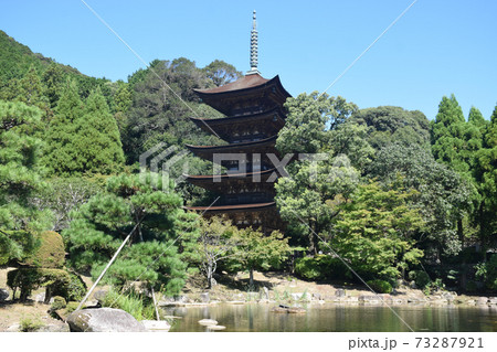 瑠璃光寺 五重塔 瑠璃光寺 五重塔 73287921