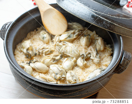 かき飯、牡蠣飯、牡蠣めし、牡蠣ご飯、牡蠣ごはん、土鍋ごはん、炊き込みごはん、牡蠣の炊込みご飯。 かき飯、牡蠣飯、牡蠣めし、牡蠣ご飯、牡蠣ごはん、土鍋ごはん、炊き込みごはん、牡蠣の炊込みご飯。 73288851