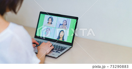 テレワーク リモートワーク 日本人 ビデオチャット テレワーク リモートワーク 日本人 ビデオチャット 73290883