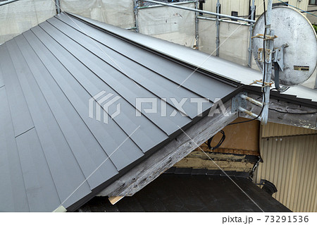 屋根張り替え リフォームの写真素材