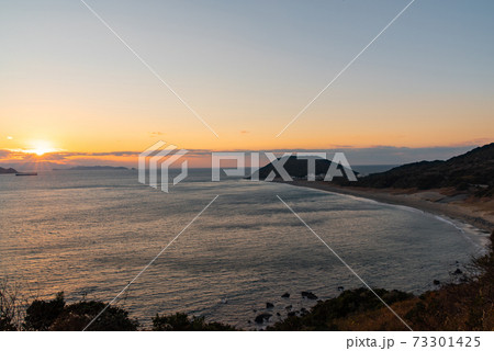 伊良湖岬沖に沈む夕日 伊良湖岬沖に沈む夕日 73301425