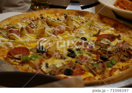 イタリア人 チーズ 食べ物 73306397