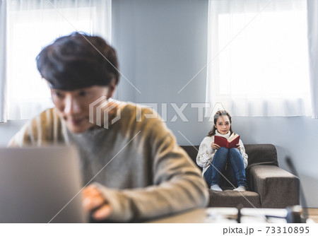 テレワーク 73310895