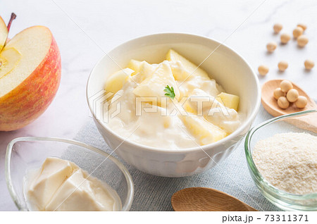 りんごの豆乳ヨーグルト和え りんごの豆乳ヨーグルト和え 73311371