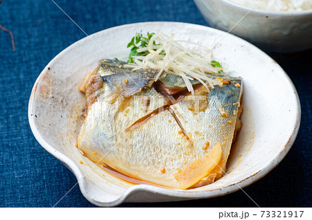 和食の定番「サバ（さば、鯖）の味噌煮」。 73321917