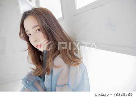 ゆるふわロングヘアー 日本人 ヘアスタイル 髪型 美容 モデル ゆるふわロングヘアー 日本人 ヘアスタイル 髪型 美容 モデル 73328539