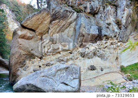 麻績川真珠淵の奇岩奇石 麻績川真珠淵の奇岩奇石 73329653