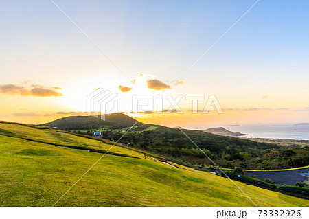 鬼岳の日の出 五島列島 福江島 長崎県五島市 の写真素材