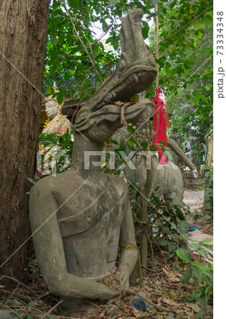 放置状態のタイの寺院 73334348