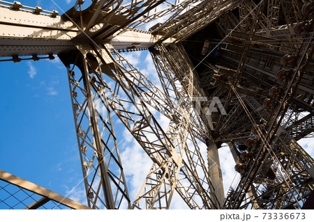Metal frames of Eiffel Tower, Paris 73336673